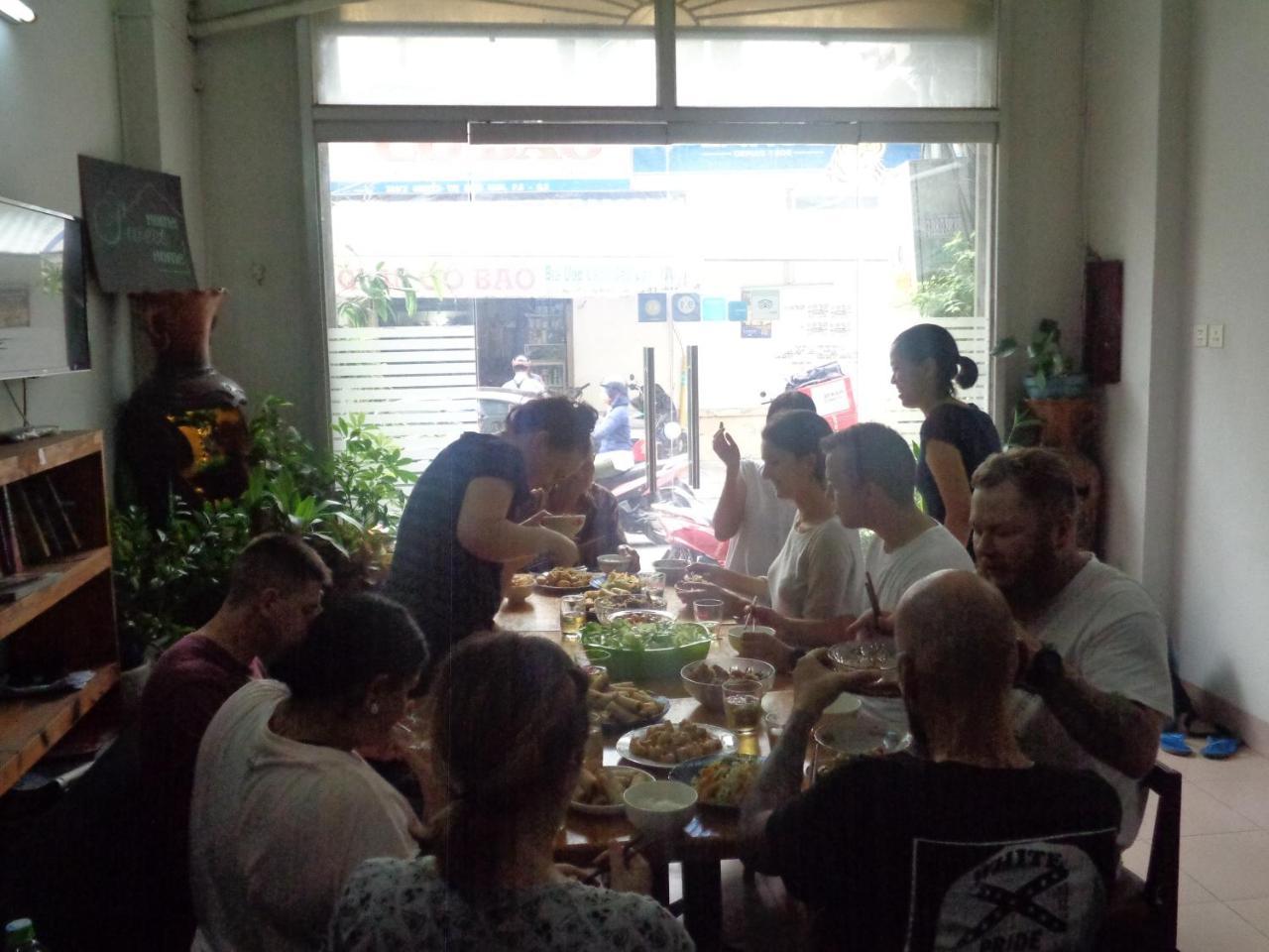 Ms Yang Homestay 2 - Home Cook Ho Či Minovo Město Exteriér fotografie